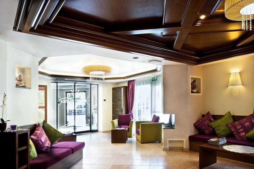 אראבה Hotel Malita מראה חיצוני תמונה