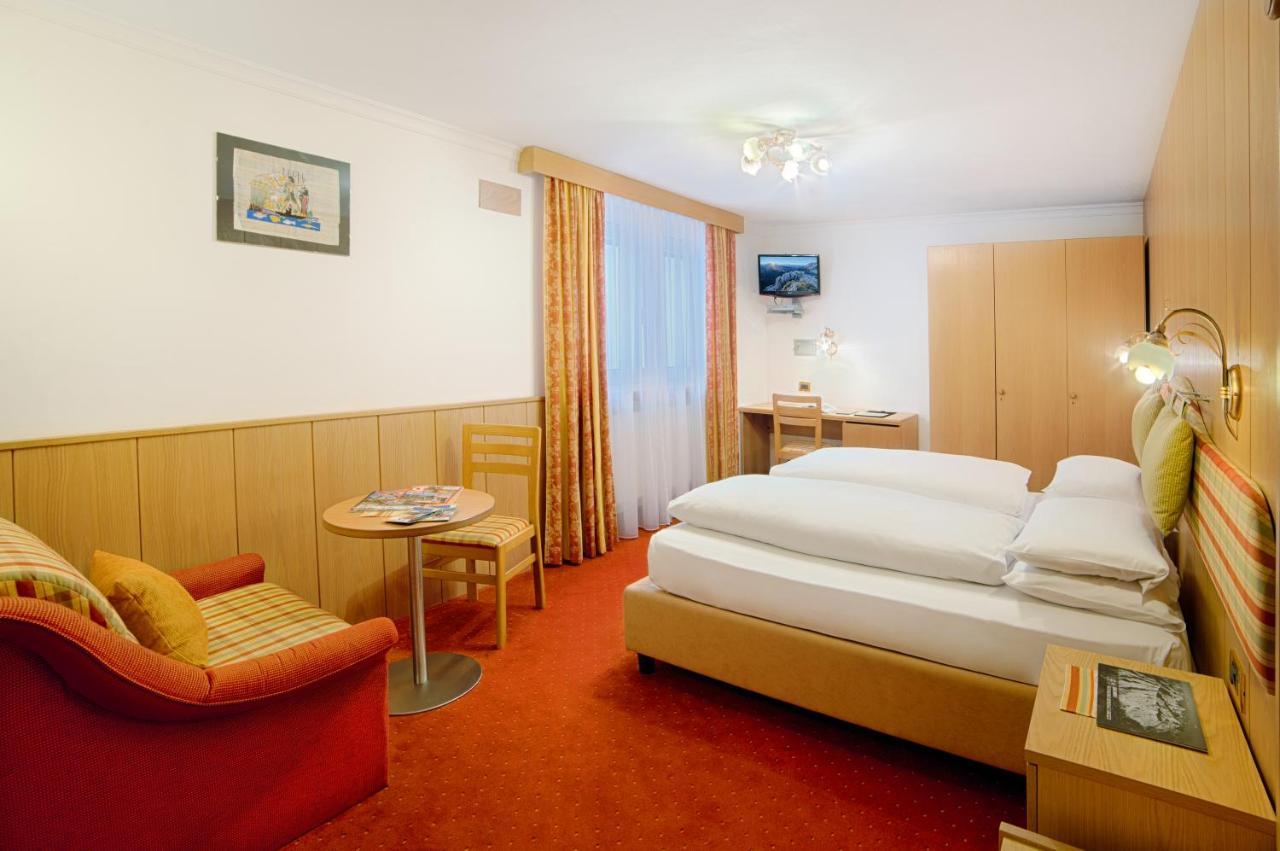 אראבה Hotel Malita מראה חיצוני תמונה