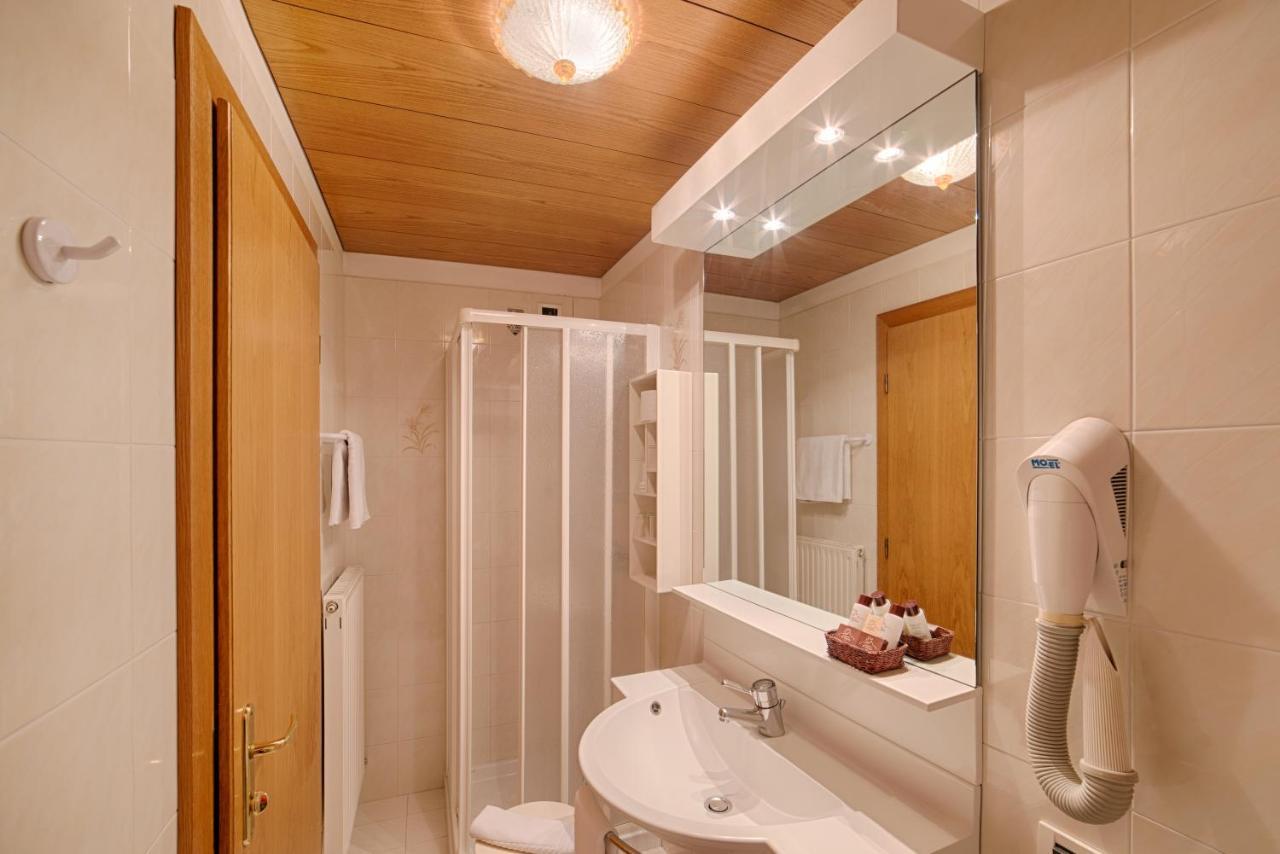 אראבה Hotel Malita מראה חיצוני תמונה